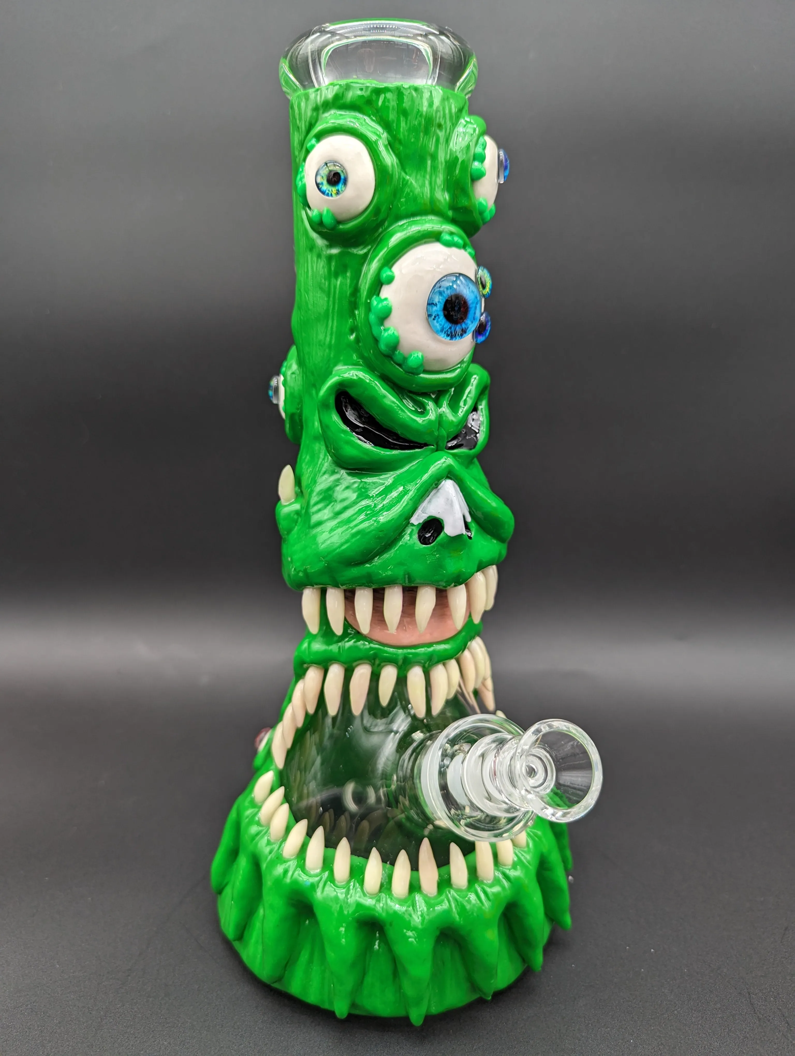 13 Monster Mouth 3D Beaker Bong 7mm