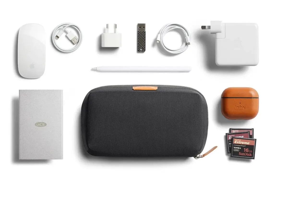 BELLROY - TECH KIT