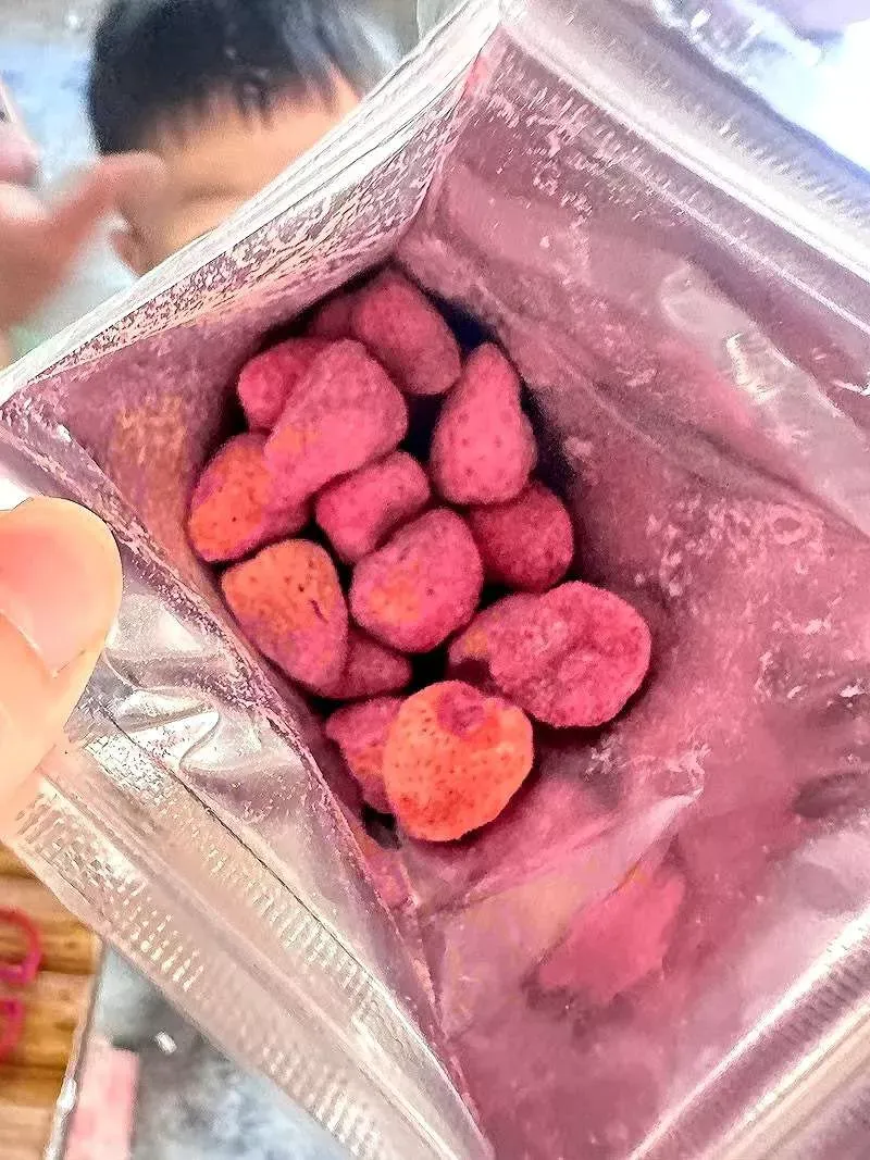 Crispy 100% Real Strawberry Freeze Dried Fruits Sweet Breeze Snacks Strawberries