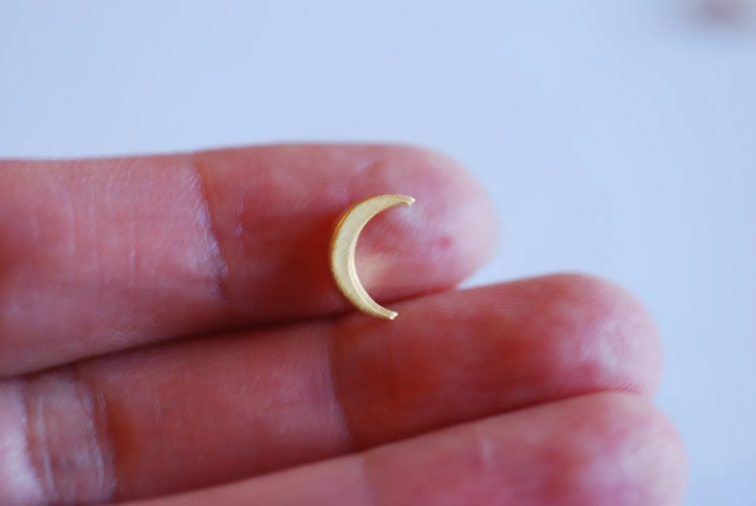 Matte Gold Wholesale Crescent Moon Beads Charm-22k gold plated Sterling Silver Vermeil Gold Moon Beads, Gold Half Moon Charm Pendant, Gold Moon, 268