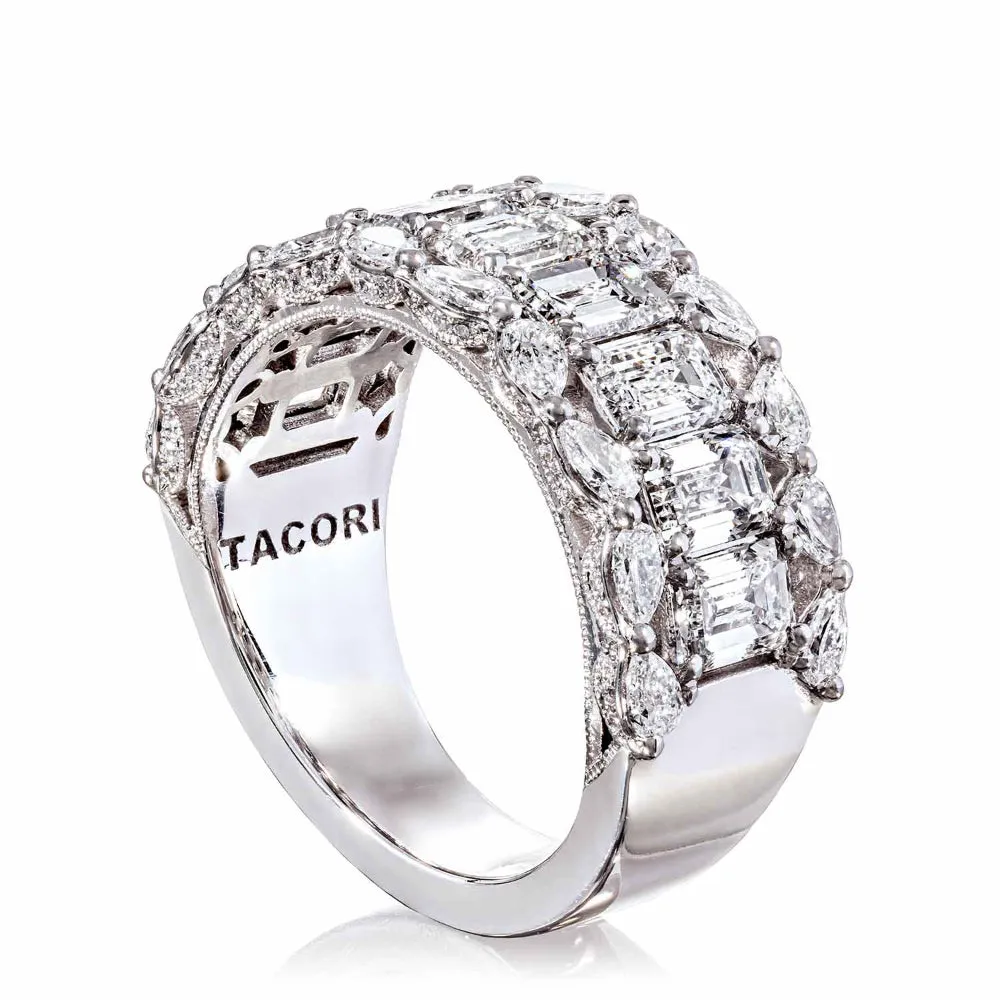 Tacori 18k Classic Crescent RoyalT Emerald and Pear Diamond Band